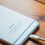Permalink to A new iPhone battery case from Apple