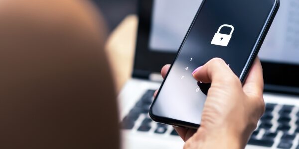Permalink to Keep your iPhone text messages private with these tips